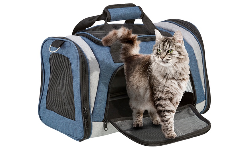 Image 2: Travel Pet Carrier