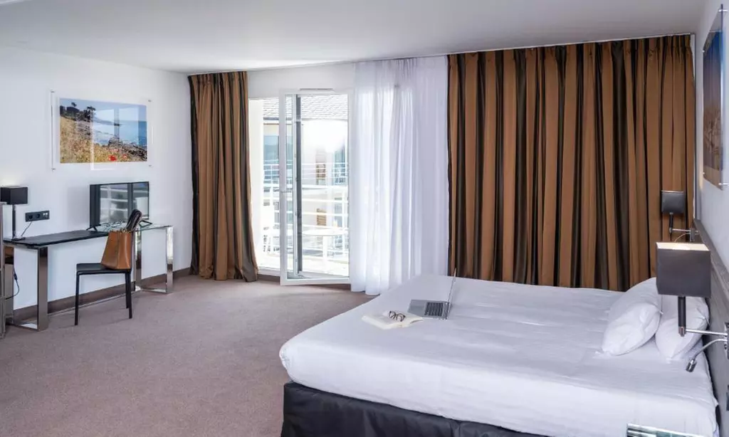 La Baule en 4* : chambre supérieure avec pdj & verre de bienvenue