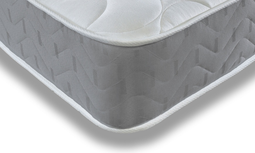 Image 3: 7 Comfort Layer Hybrid Sprung Memory Foam Mattress