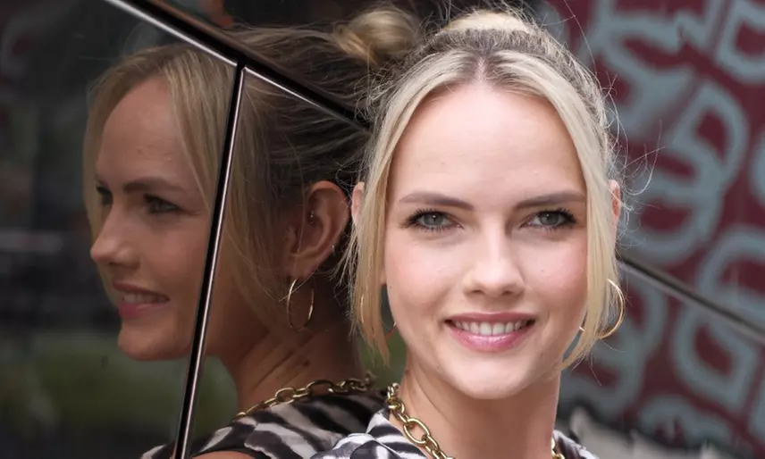 60 Min. Outdoor Street Porträt Fotoshooting auf der Kö für 1 Person