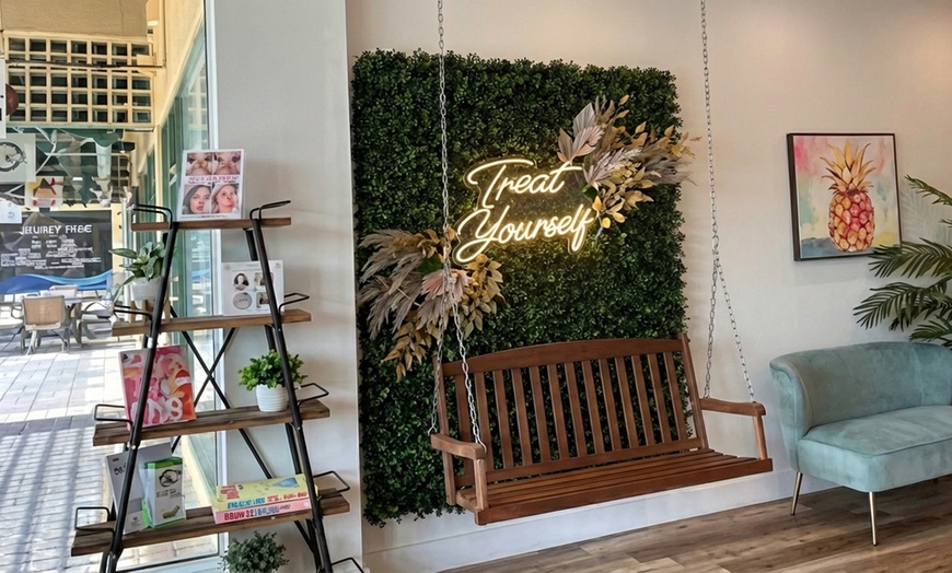 Image 5: Perfect Lips With Revanesse VERSA options of 0.6, 1.2, Or 2.4mL