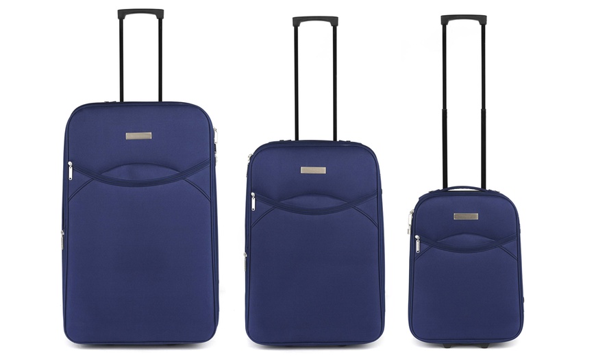 Image 6: Constellation Luggage Set