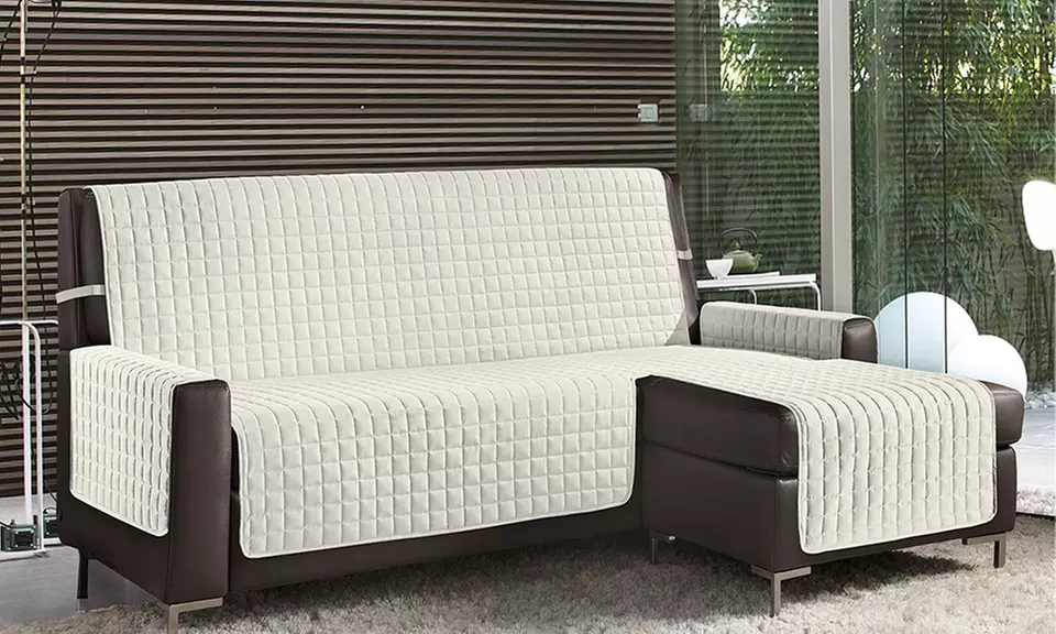 Gesteppter Sofabezug mit Halbinsel