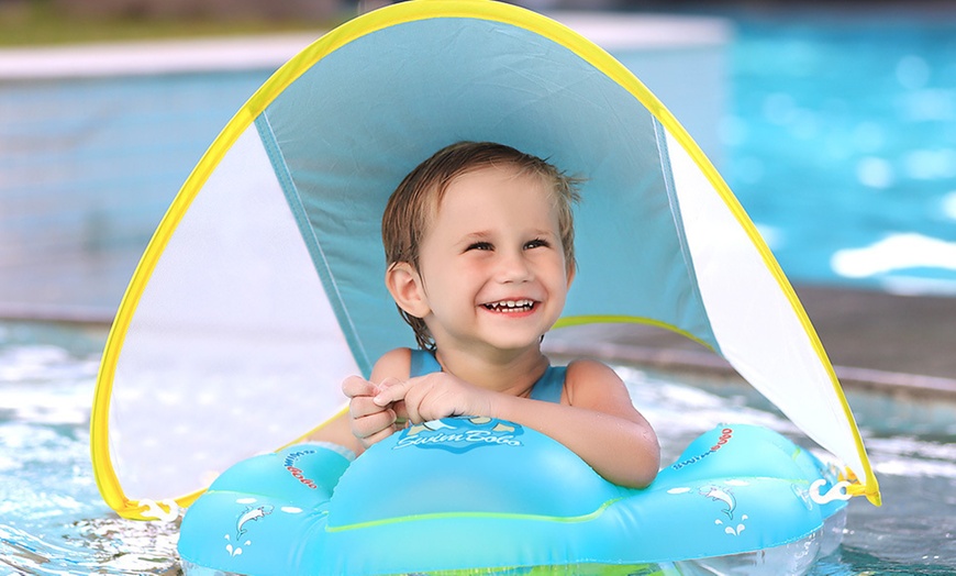 Image 2: Inflatable Pool Float for Kids with Sun Canopy