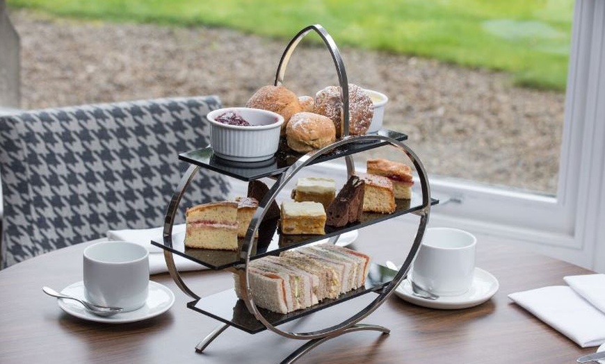 Image 2: Afternoon Tea for Two