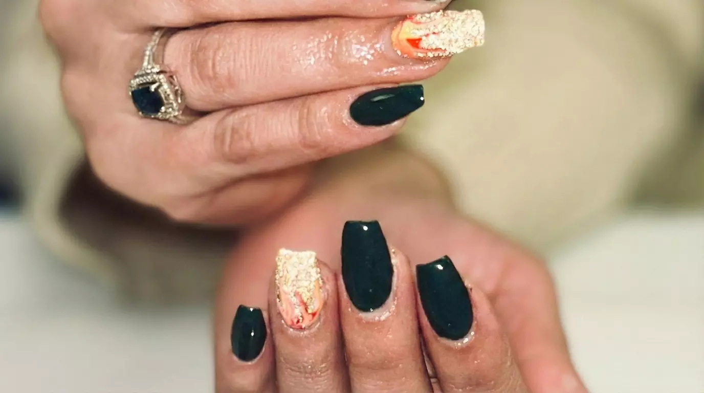 Meticulous Gel & Acrylic Nail Services with Art at Aris Chair