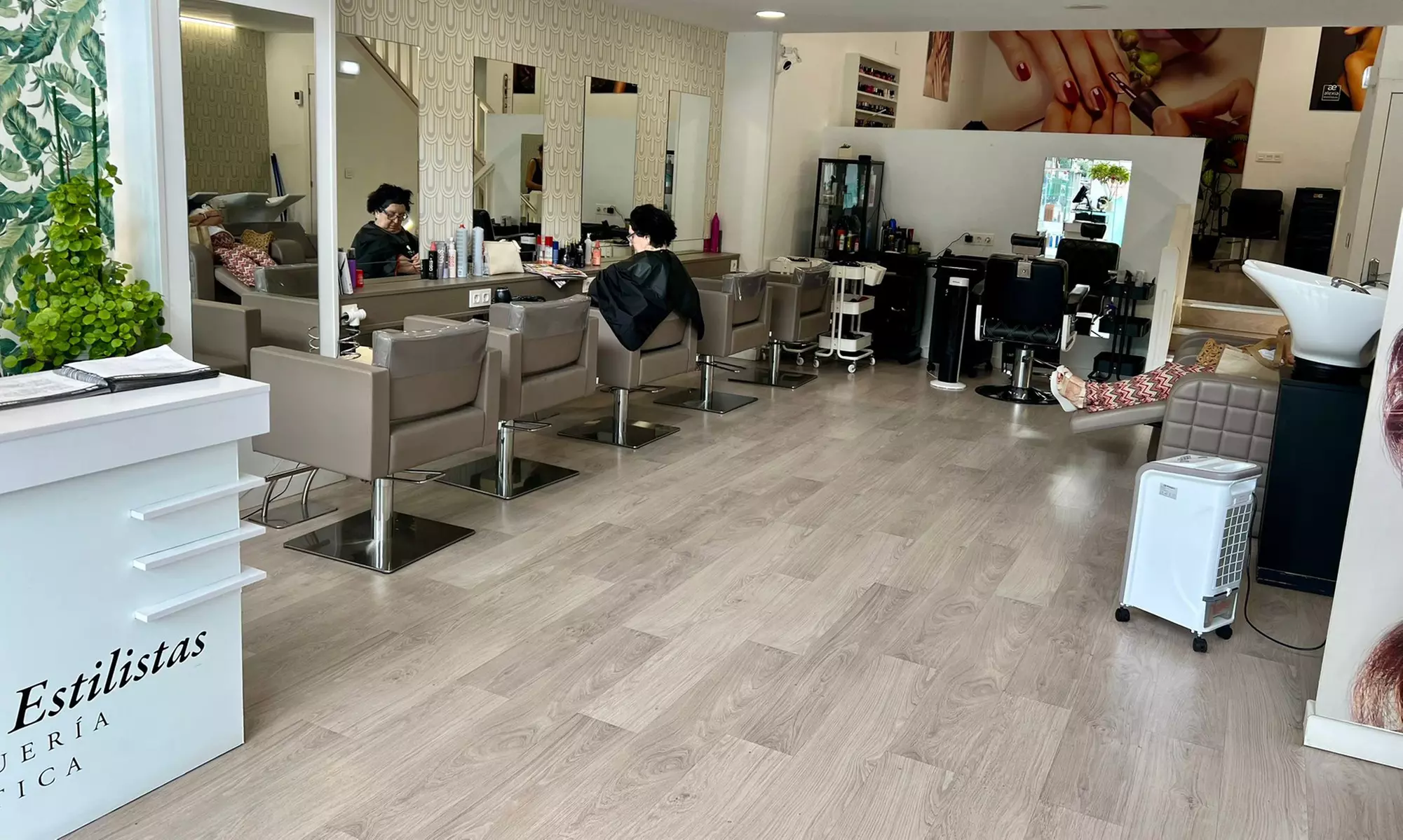 Lifting y tinte de pestañas con opción a diseño y depilación de cejas