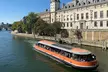 Découvrez Paris autrement : croisière de 1h15 à bord d'un bateau à taille humaine (jusqu'à 20% de remise) - Second Medium