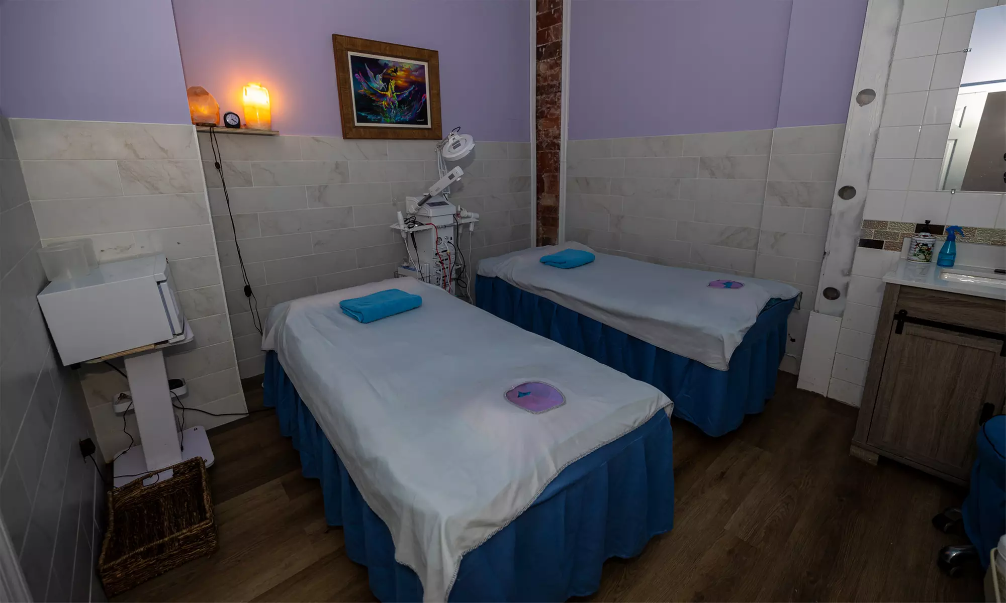 Unwind and Relax: Choice of Massage and Signature Facial