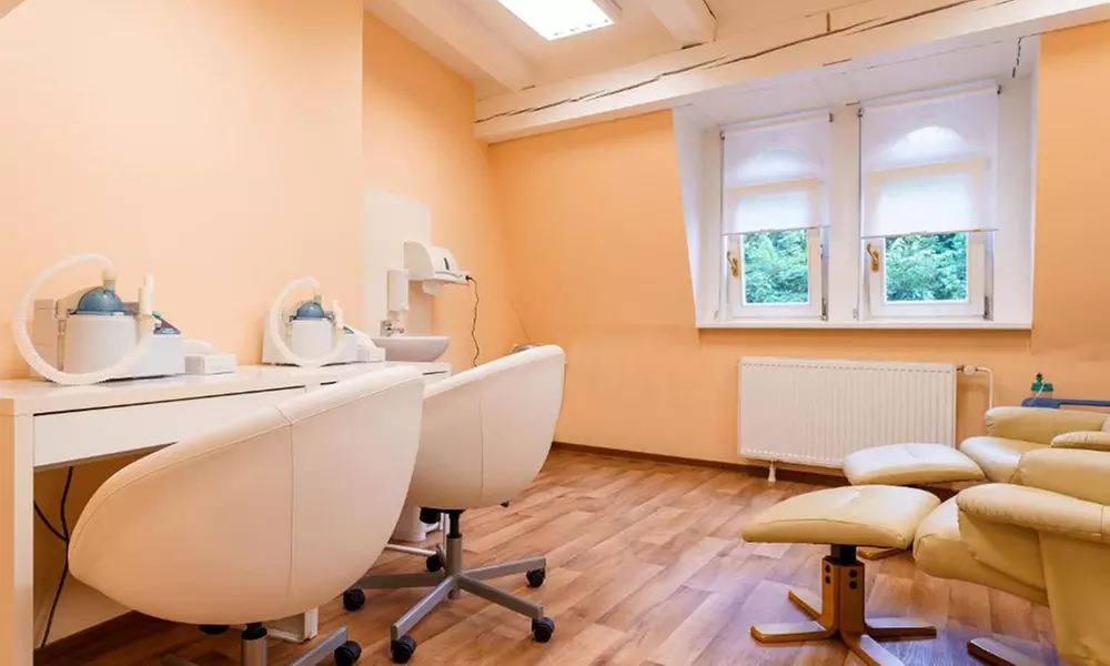 Karlsbad: Doppelzimmer mit Halbpension und Wellness