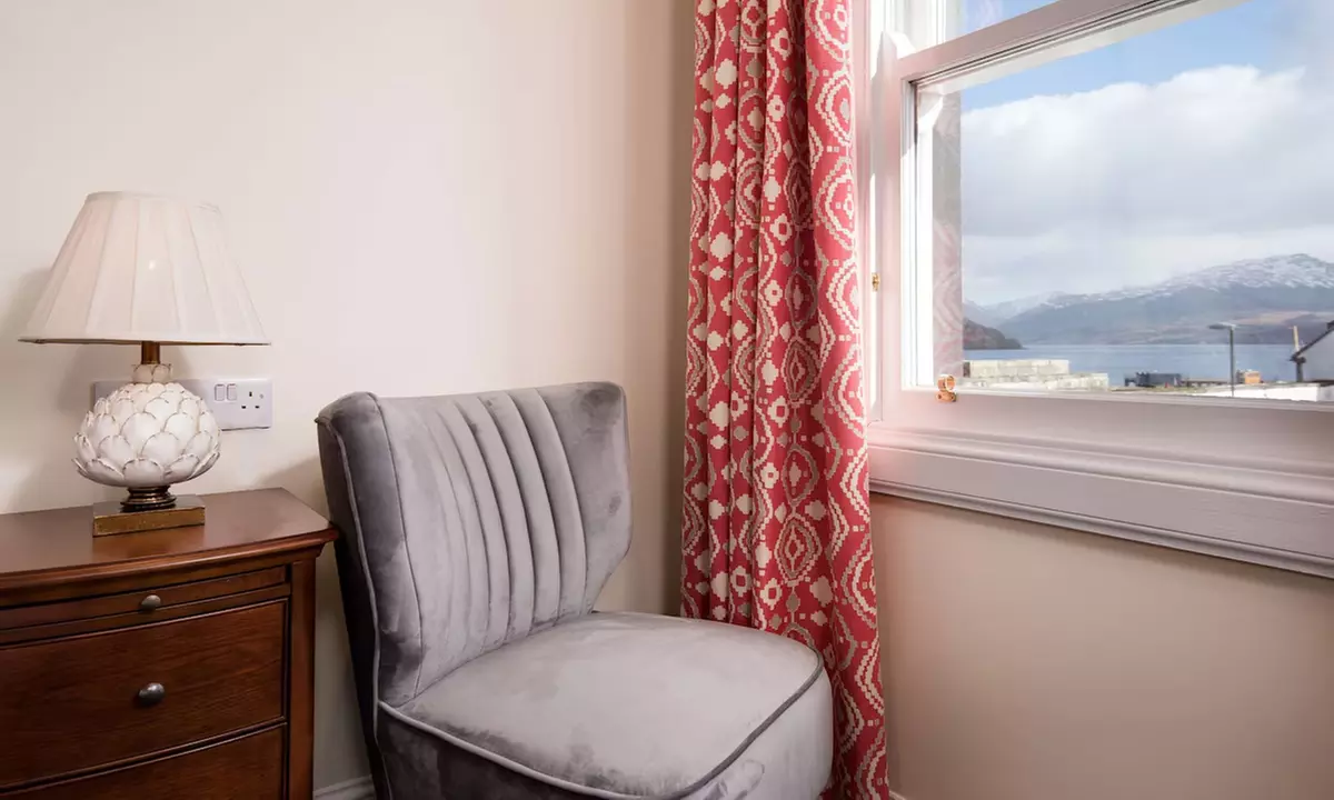 Argyll and Bute: Standard Double Room with Breakfast