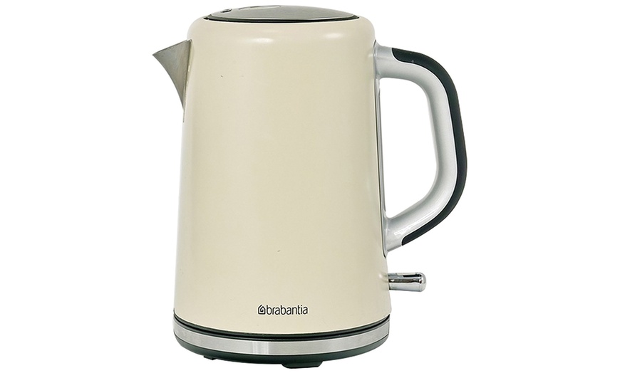 Image 3: Brabantia Kettle and Toaster