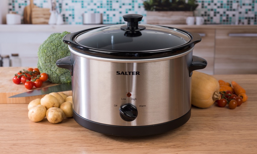 Image 1: Salter Non-Stick Slow Cooker