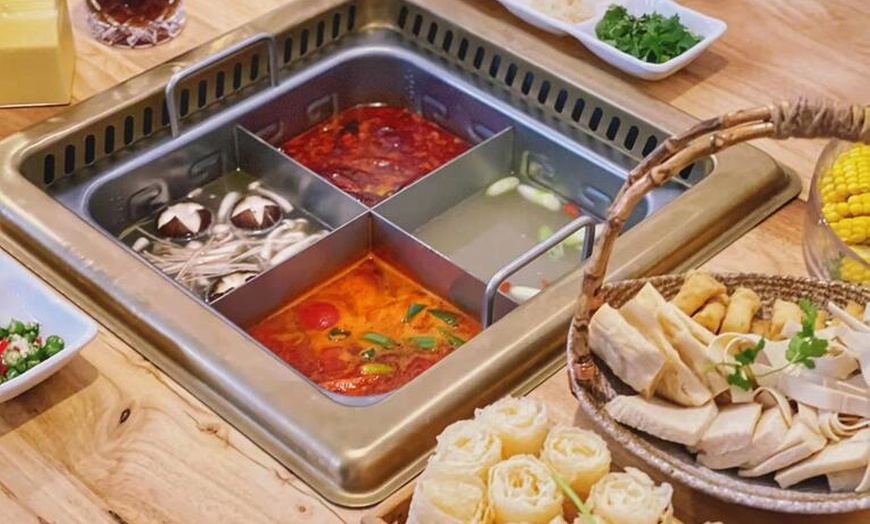 Image 4: Authentischer Hotpot für 2 oder 4 Pers. mit Getränk