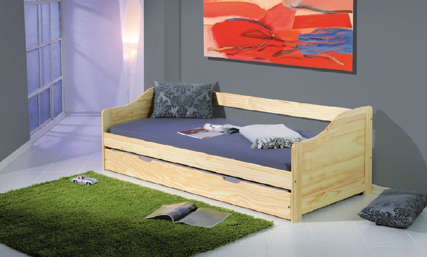 Image 6: Letto singolo con cassettone