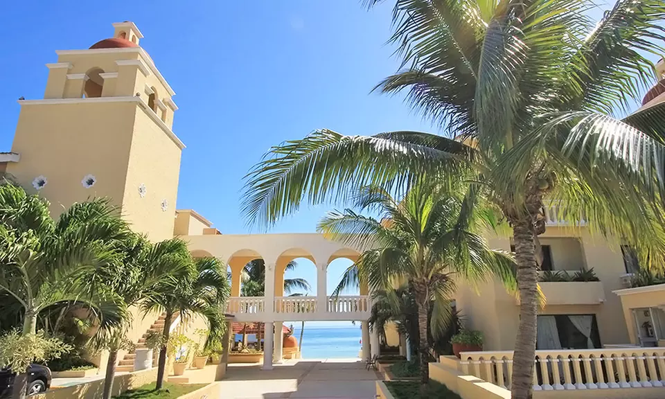 ✈ 4, 6, or 7 Night All Ritmo Cancun Resort & Waterpark Trip with Nonstop Airfare from Vacation Express - Primary Image
