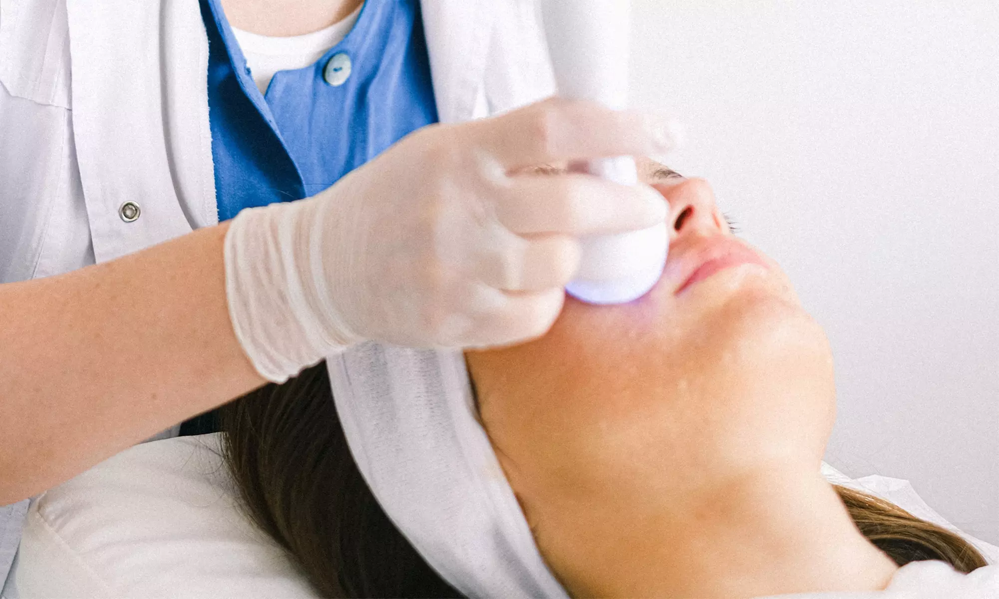 Limpieza facial con tratamiento en Estética Avanzada Ferreiros