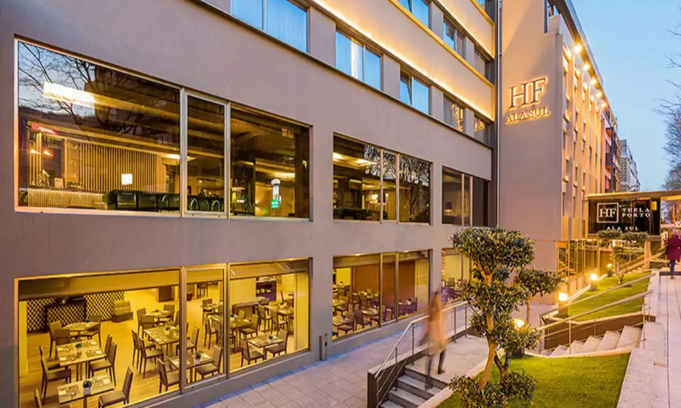 ✈ 7-Day Porto and Lisbon Vacation w/ Air from Great Value Vacations