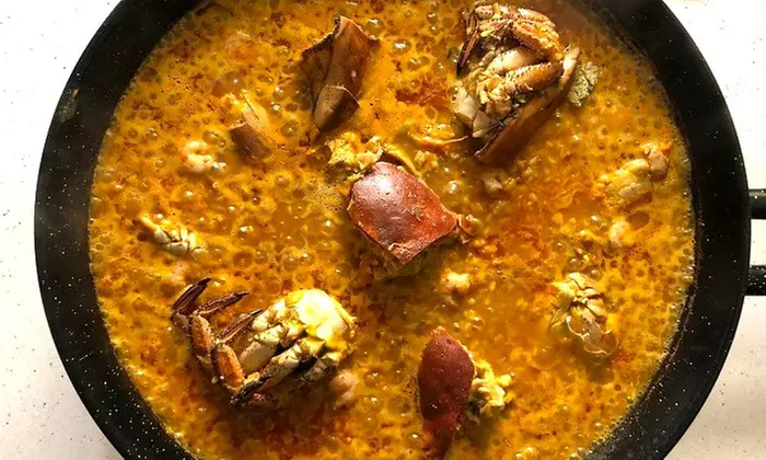 Menú de arroz para llevar para 2 o 4 personas con botella de vino