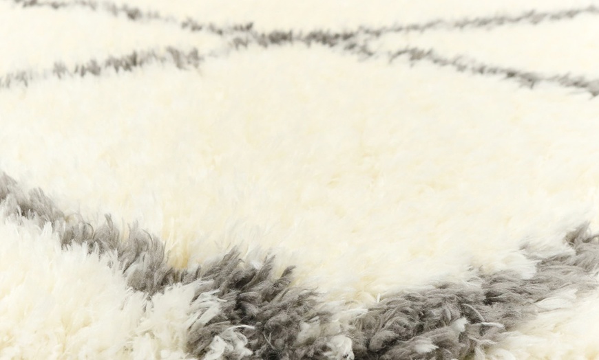 Image 8: Berber Shaggy Rug