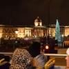 Image 4: Live Guided Christmas Lights Bus Tour for Child or Adult 