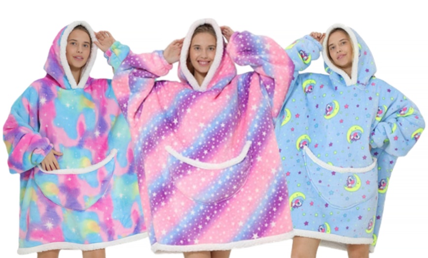 Image 1: Adults Oversized Fluffy Hoodie Blanket