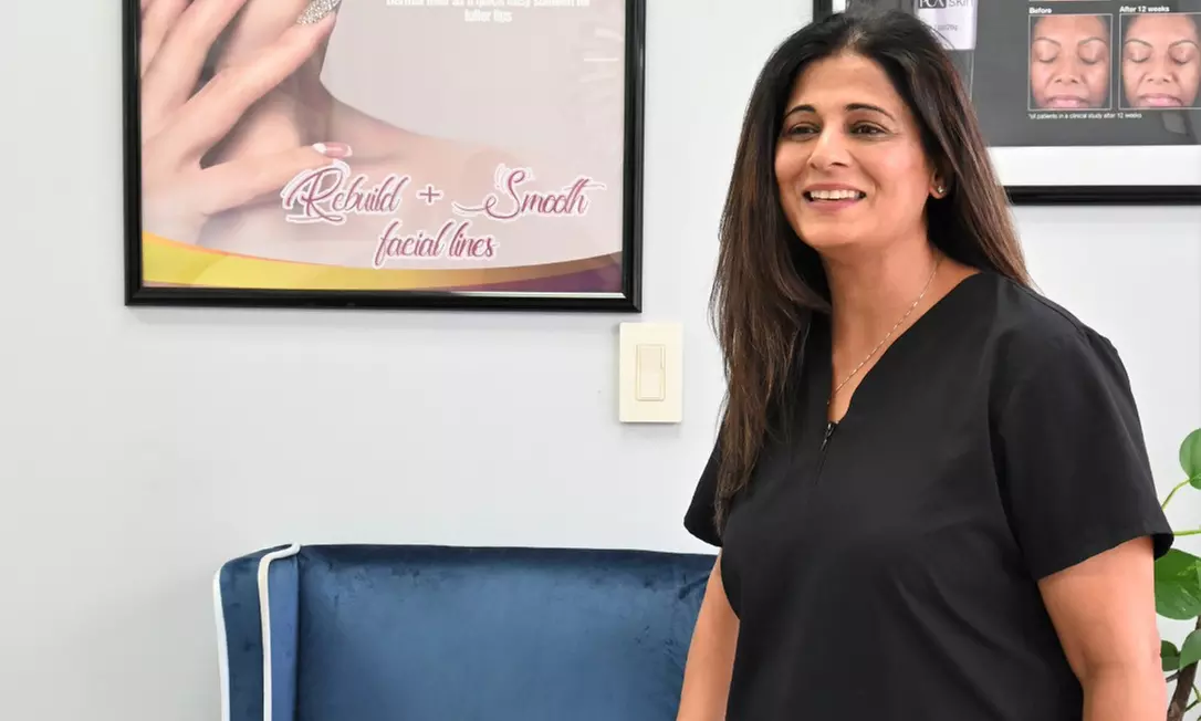 Laser Skin Tightening or Photorejuvenation Treatment Options