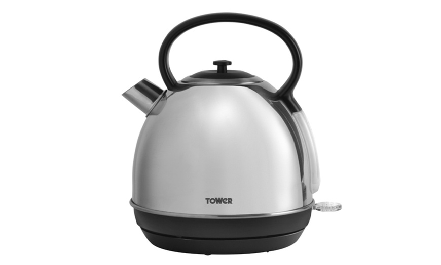 Image 8: Tower Electric Kettle