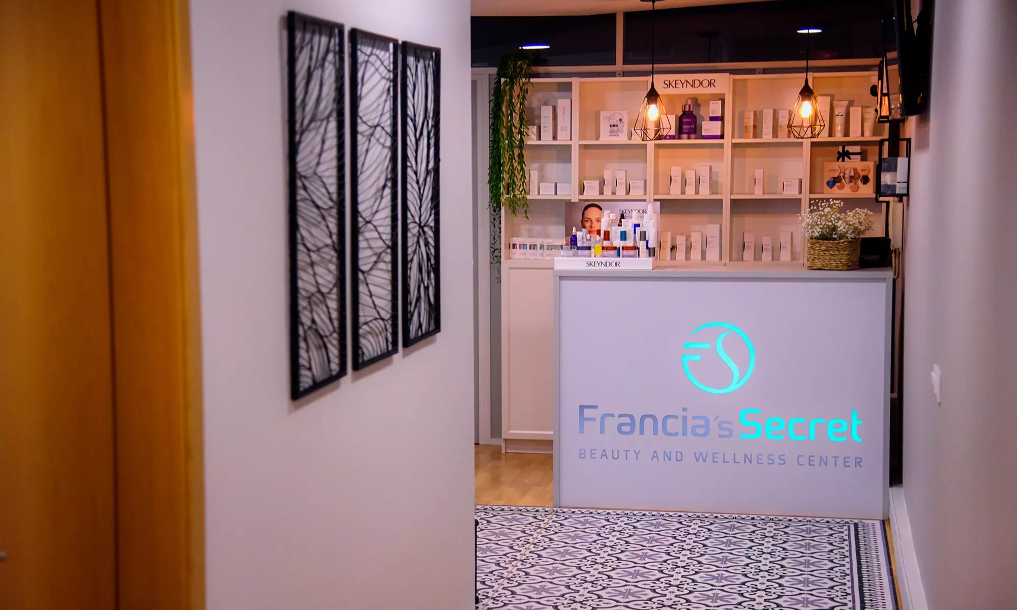 Limpieza profunda con tecnología láser azul y opción a extracción