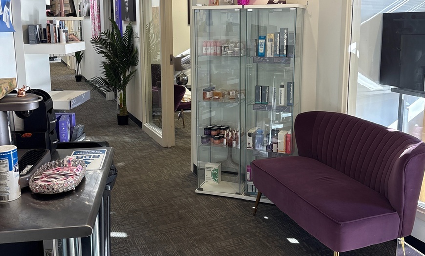 Image 3: Relax with 60 Minute Swedish or Deep Tissue Couples Massage