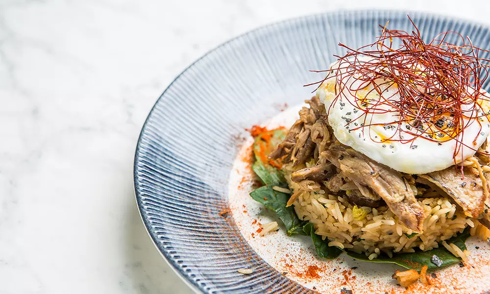 Cocina sevillana auténtica para 2 personas en La Despensa de Molviedro