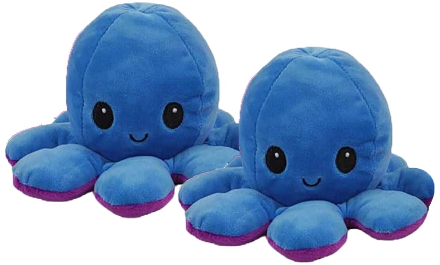 Image 5: Reversible Plush Octopus Toy