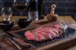 Grillkunst auf einem ganz anderen Level: 3-Gänge-Menü mit saftigem 900 g Tomahawk-Steak (bis zu 48% sparen) - Second Medium