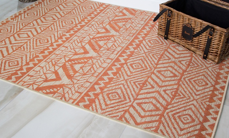 Image 4: Washable Habitat Rug