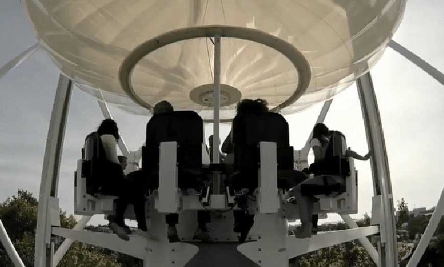 Image 4: Ride and Optional Snack at The Flying Cup