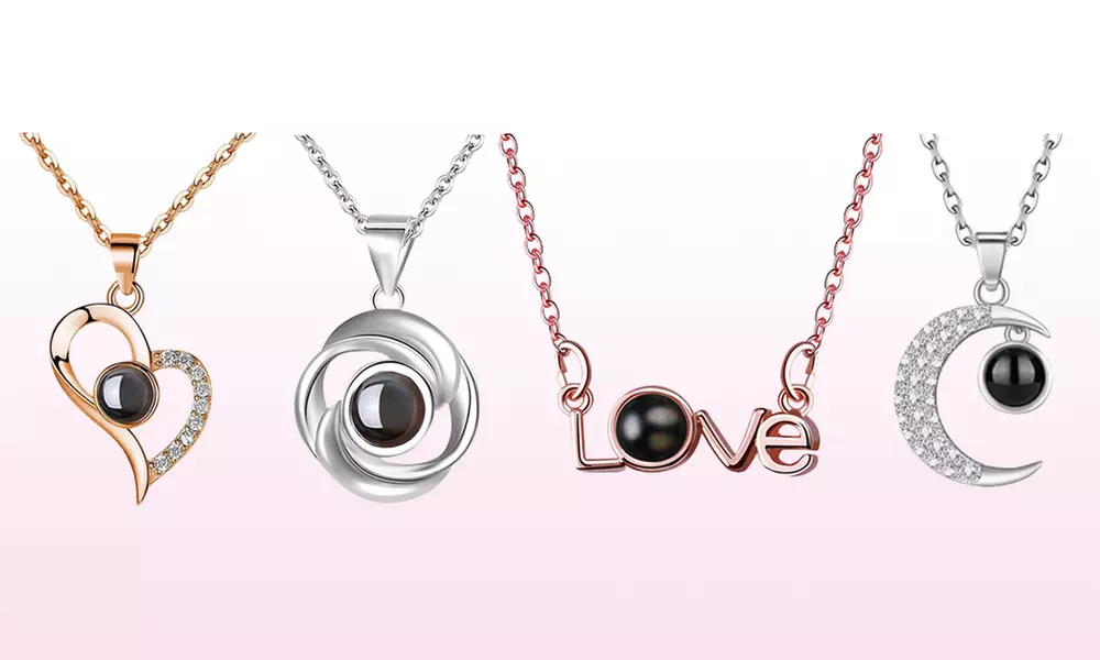 Halskette mit Projektion