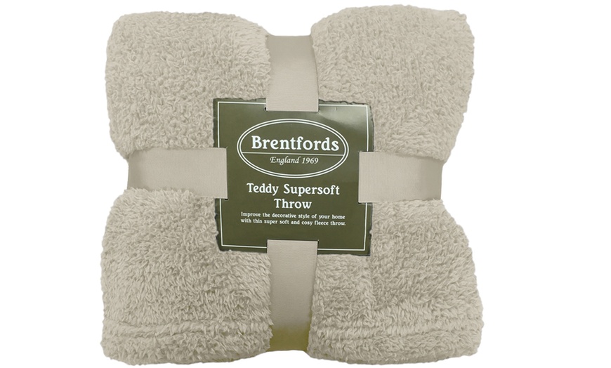 Image 2: Teddy Plush Fleece Throw
