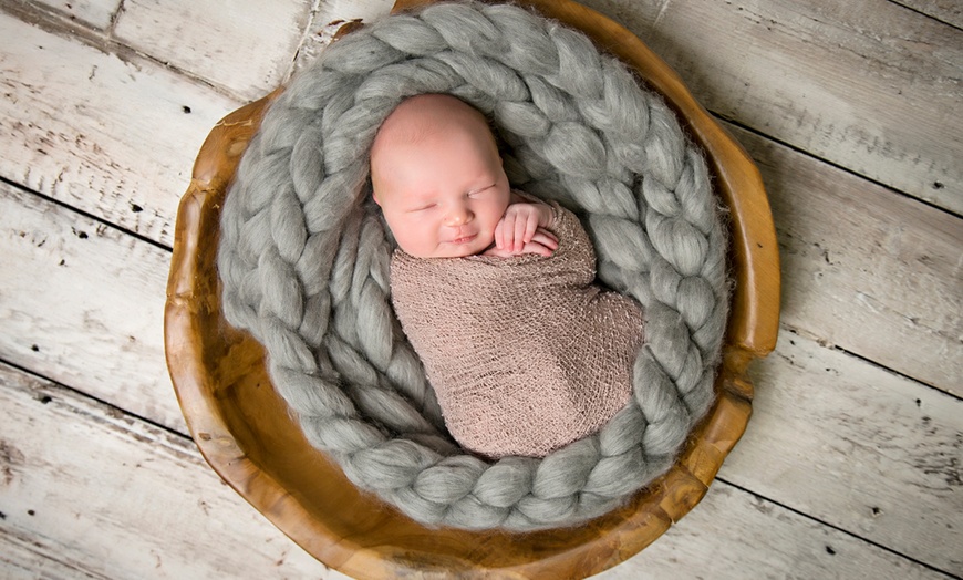 Image 2: Newborn Photoshoot with Prints