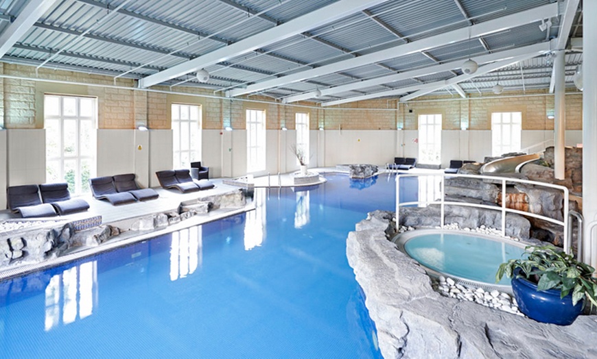 Image 1: 4* Spa Access for Two with Towel, Slipper and Robe Hire