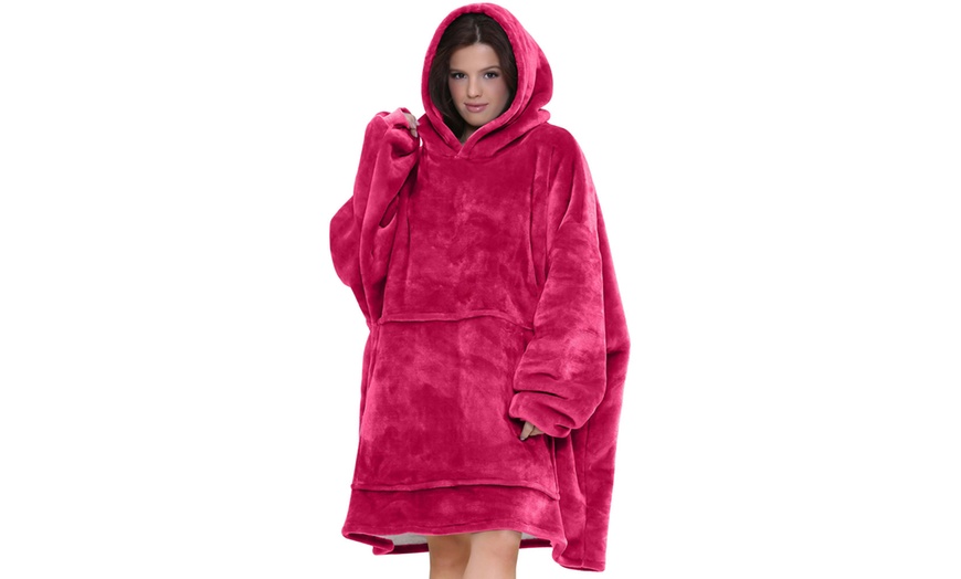 Image 6: Plain Front Pocket Oversize Hoodie Blanket