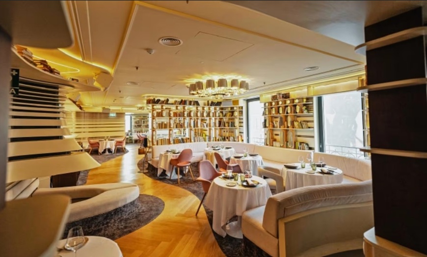 Image 9: Menú fusión a elegir entre clásico o prémium para 2 o 4 personas