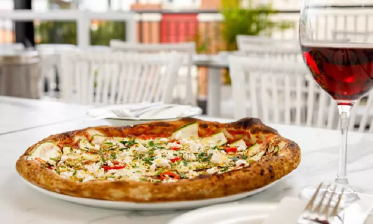 Menú italiano de pizza o pasta para 2 o 4 personas en Piz&Pas Nervión - Primary Image