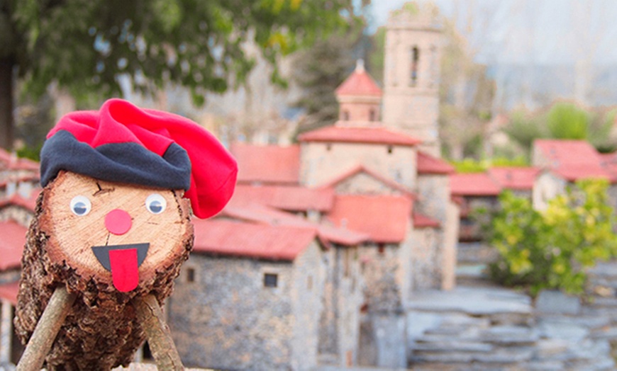 Image 1: Catalunya en Miniatura: Acceso al parque y circuito de aventuras