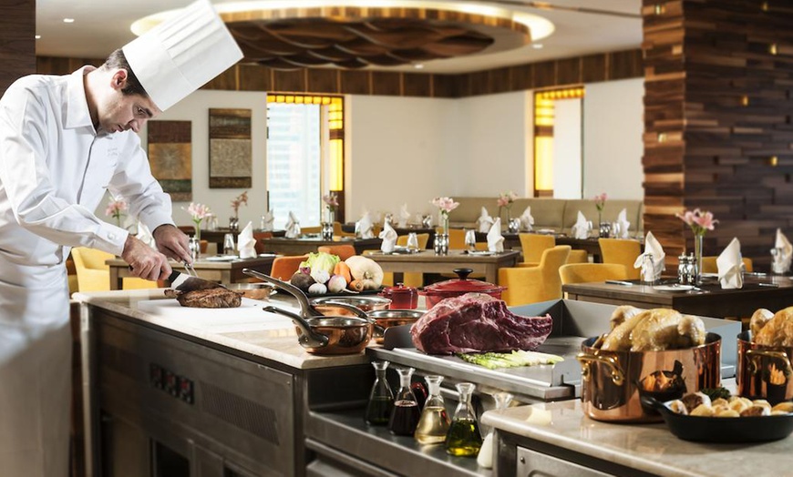 Image 15: Dubai: One-Night 4* Stay with Meals