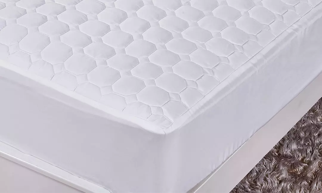 Breathable Quilted Mattress Protector- Hypoallergenic & Soft - Twin, Double & King Sizes