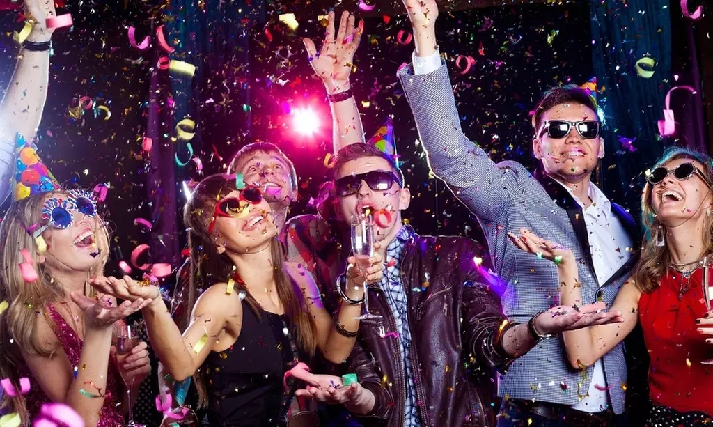 4 Hours of Karaoke for Six, 10, 15, 20, or 30 People at Ultra Music Studio (Up to 52% Off) - Primary Image