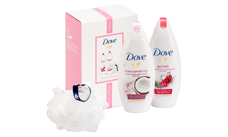 Image 2: Dove Radiant Beauty Gift Set