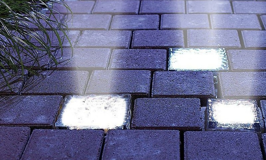 Image 3: Solar Glass Brick LED Light