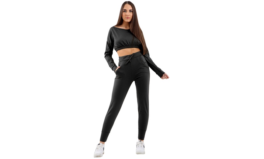 Image 4: Women's Crop Top and Trousers Tracksuit