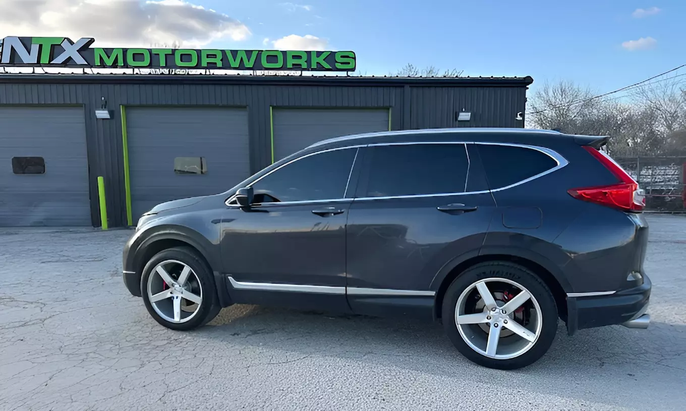 Carbon Ceramic Tinting – Sedan, SUV & XL Vehicle Options